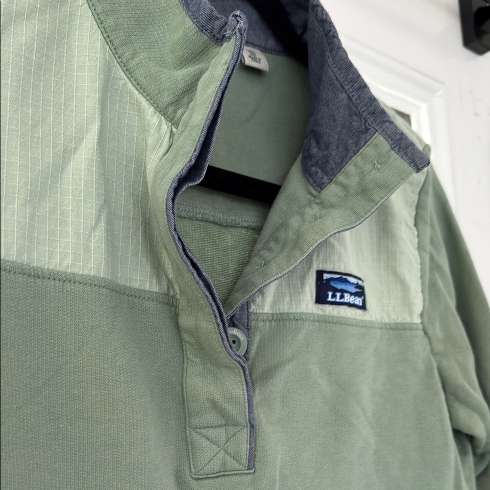 L.L.Bean Green Long Sleeve Shirt